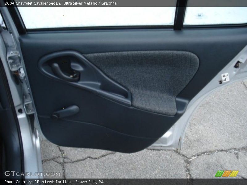 Ultra Silver Metallic / Graphite 2004 Chevrolet Cavalier Sedan