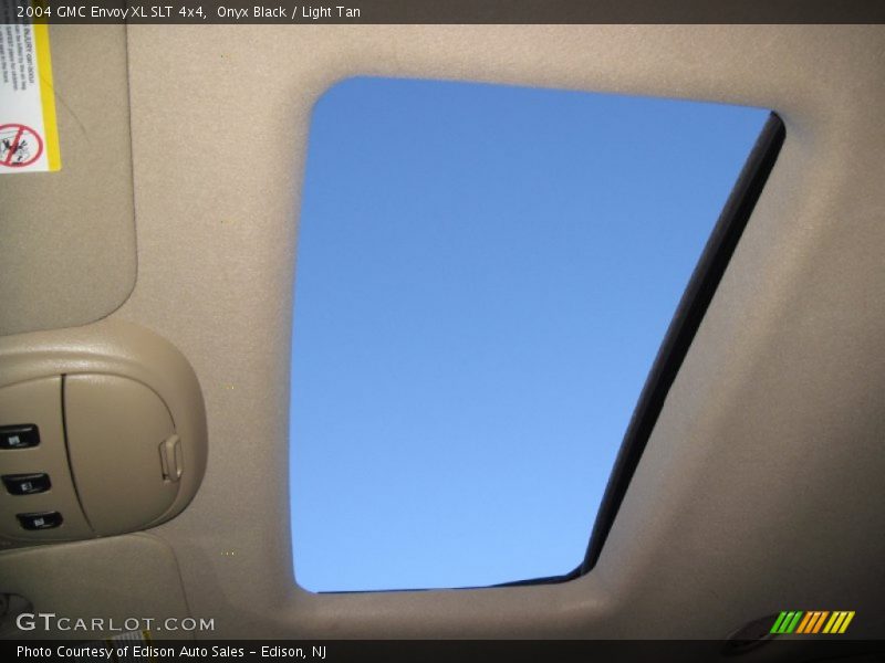 Onyx Black / Light Tan 2004 GMC Envoy XL SLT 4x4