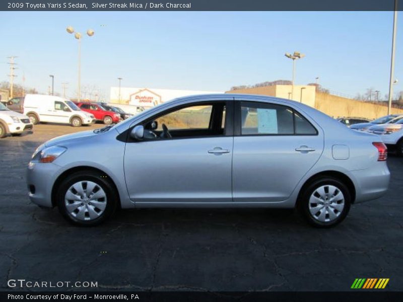 Silver Streak Mica / Dark Charcoal 2009 Toyota Yaris S Sedan