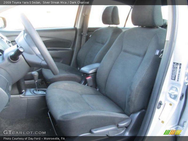 Silver Streak Mica / Dark Charcoal 2009 Toyota Yaris S Sedan