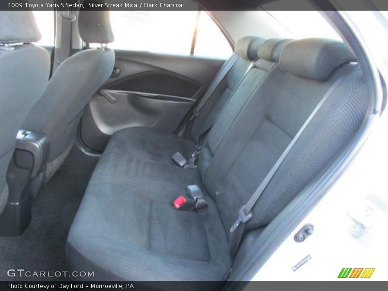 Silver Streak Mica / Dark Charcoal 2009 Toyota Yaris S Sedan