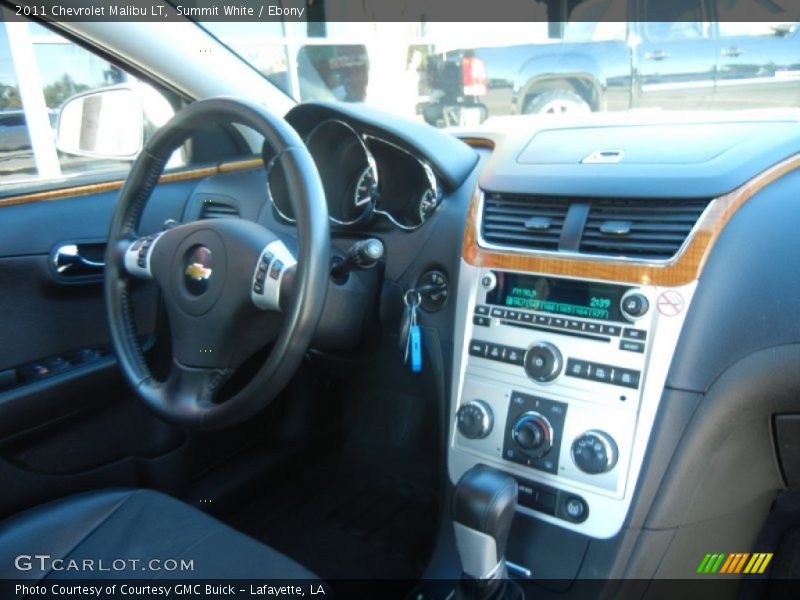 Summit White / Ebony 2011 Chevrolet Malibu LT