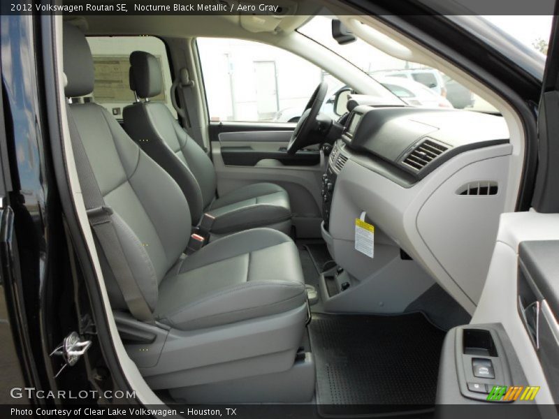 Nocturne Black Metallic / Aero Gray 2012 Volkswagen Routan SE