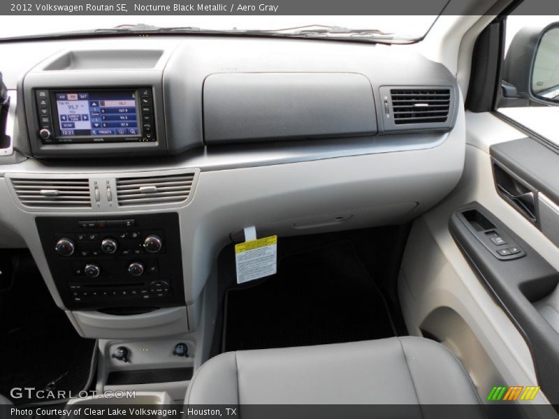 Nocturne Black Metallic / Aero Gray 2012 Volkswagen Routan SE