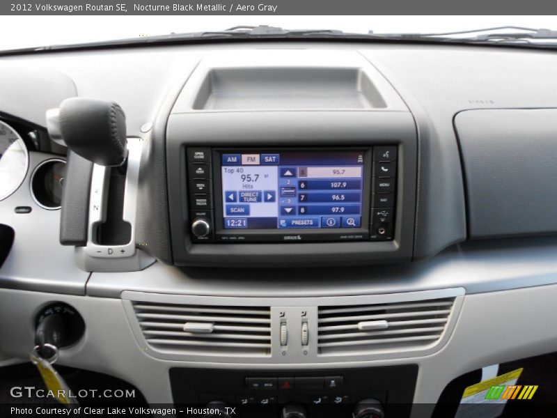 Controls of 2012 Routan SE