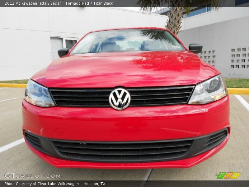 Tornado Red / Titan Black 2012 Volkswagen Jetta S Sedan