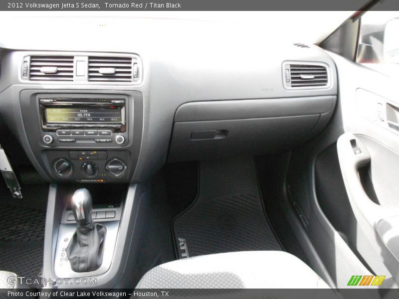 Tornado Red / Titan Black 2012 Volkswagen Jetta S Sedan