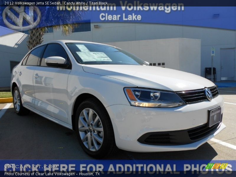 Candy White / Titan Black 2012 Volkswagen Jetta SE Sedan