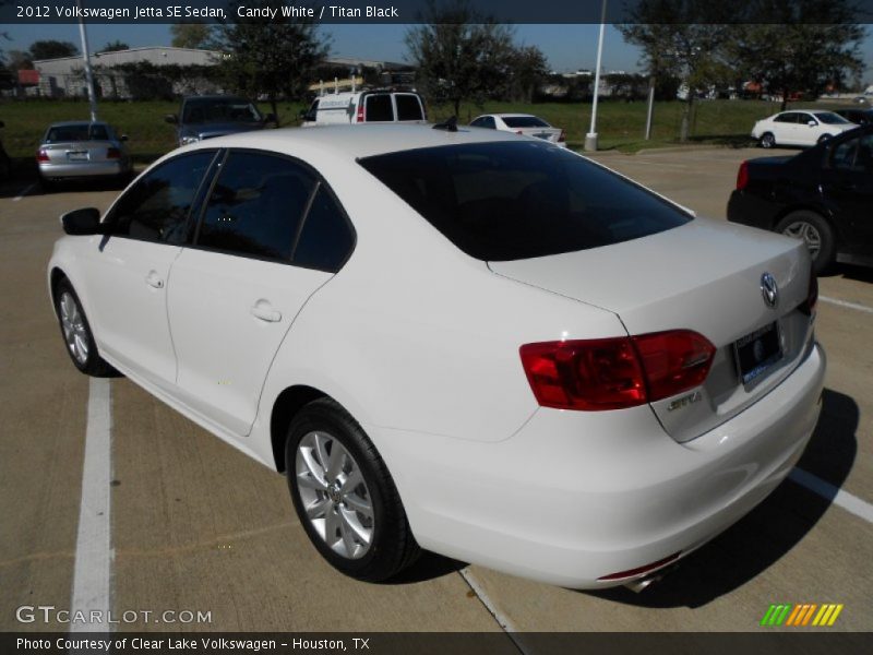 Candy White / Titan Black 2012 Volkswagen Jetta SE Sedan