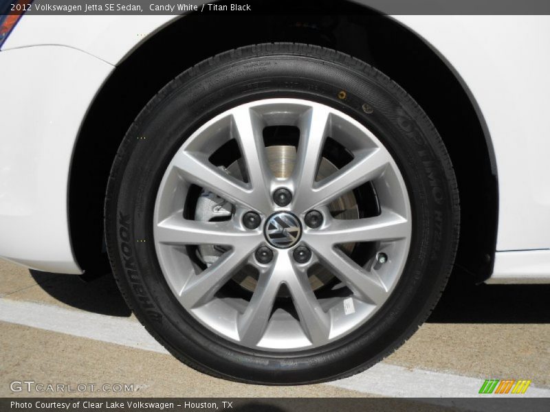 Candy White / Titan Black 2012 Volkswagen Jetta SE Sedan