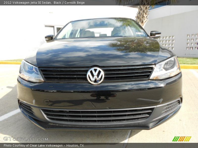 Black / Cornsilk Beige 2012 Volkswagen Jetta SE Sedan
