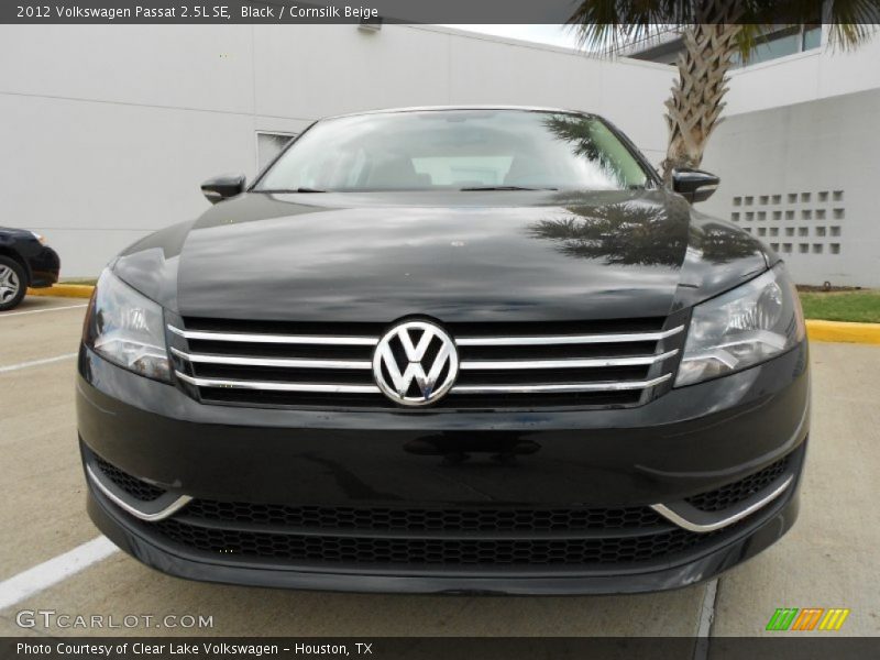 Black / Cornsilk Beige 2012 Volkswagen Passat 2.5L SE