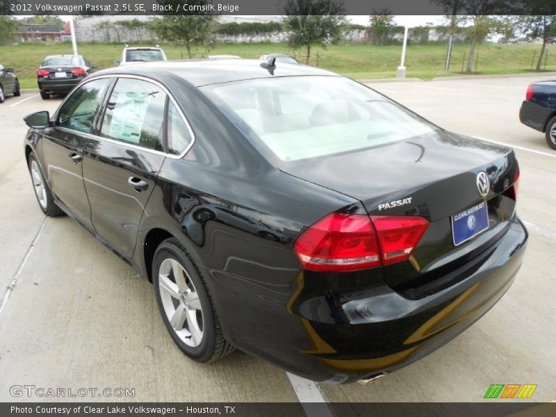 Black / Cornsilk Beige 2012 Volkswagen Passat 2.5L SE