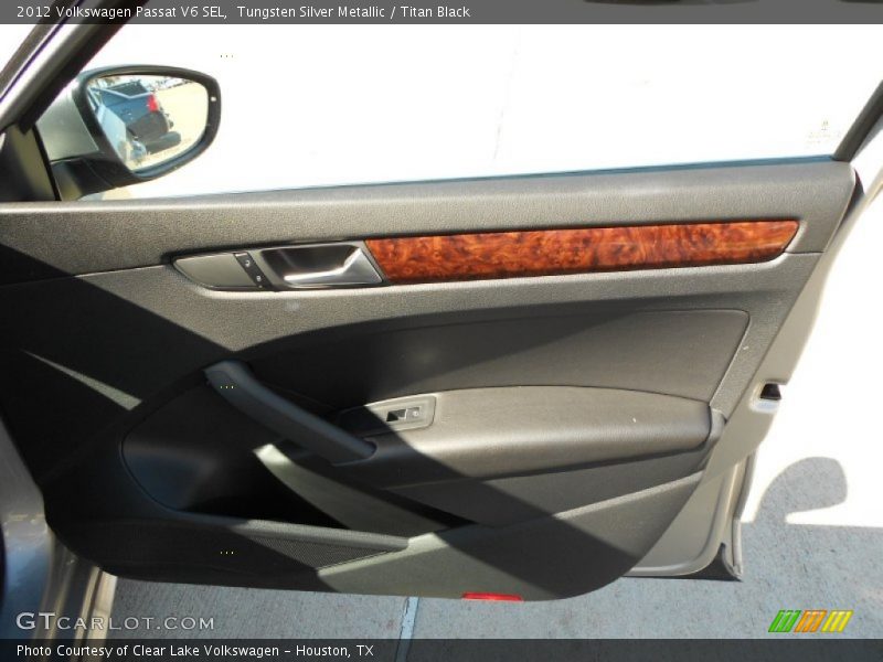 Tungsten Silver Metallic / Titan Black 2012 Volkswagen Passat V6 SEL