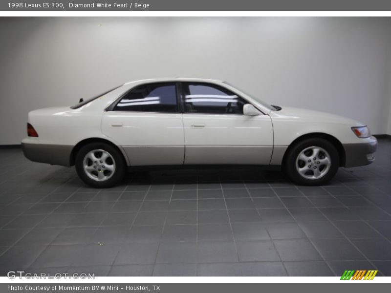 Diamond White Pearl / Beige 1998 Lexus ES 300