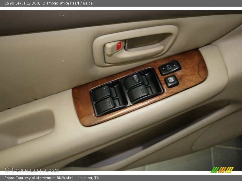 Diamond White Pearl / Beige 1998 Lexus ES 300