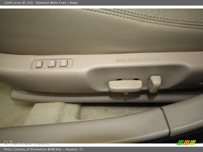 Diamond White Pearl / Beige 1998 Lexus ES 300