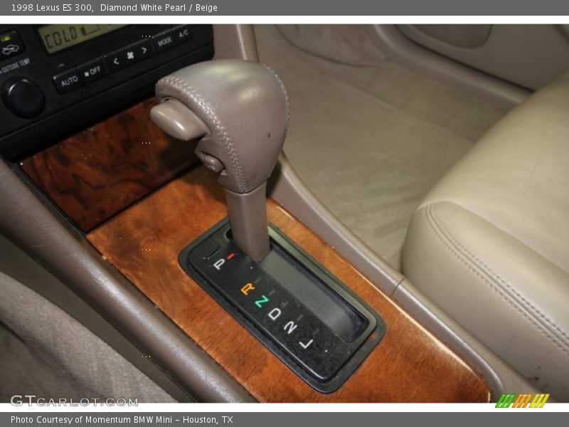 Diamond White Pearl / Beige 1998 Lexus ES 300