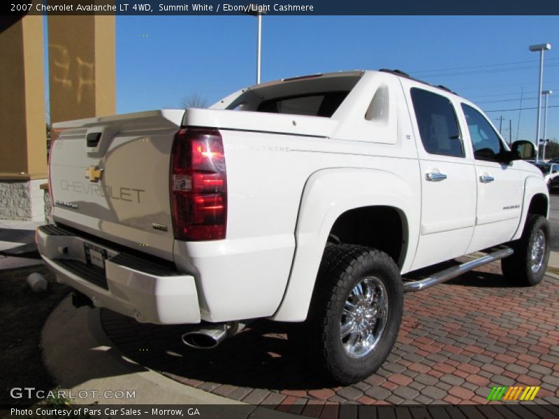 Summit White / Ebony/Light Cashmere 2007 Chevrolet Avalanche LT 4WD
