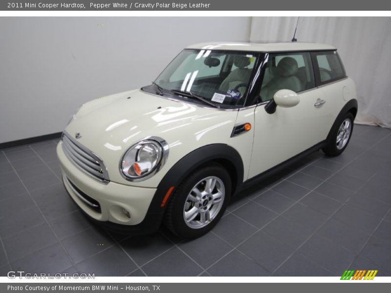 Pepper White / Gravity Polar Beige Leather 2011 Mini Cooper Hardtop