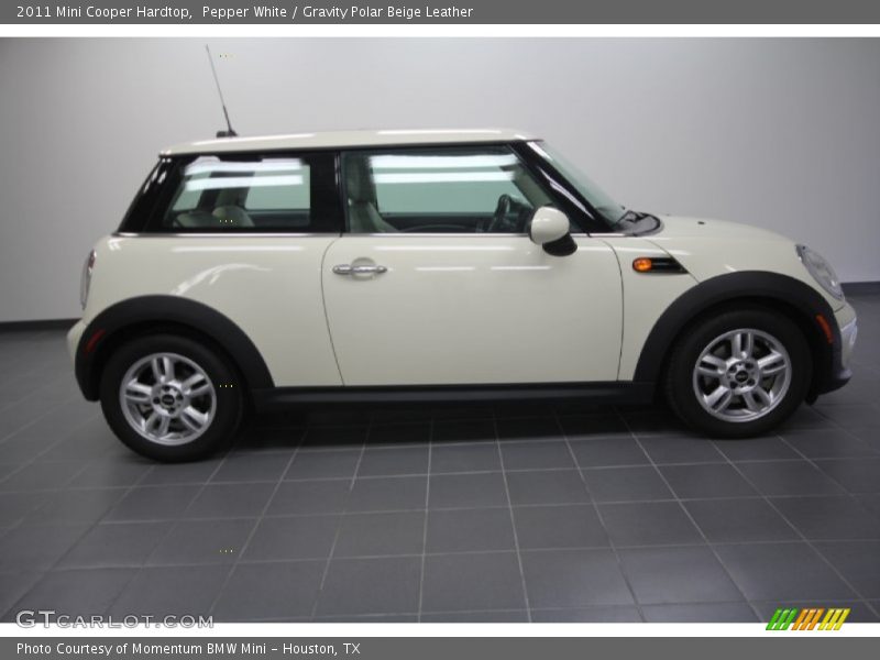 Pepper White / Gravity Polar Beige Leather 2011 Mini Cooper Hardtop