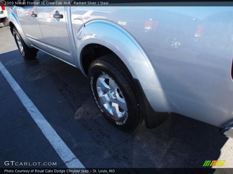 Radiant Silver / Steel 2009 Nissan Frontier SE Crew Cab 4x4