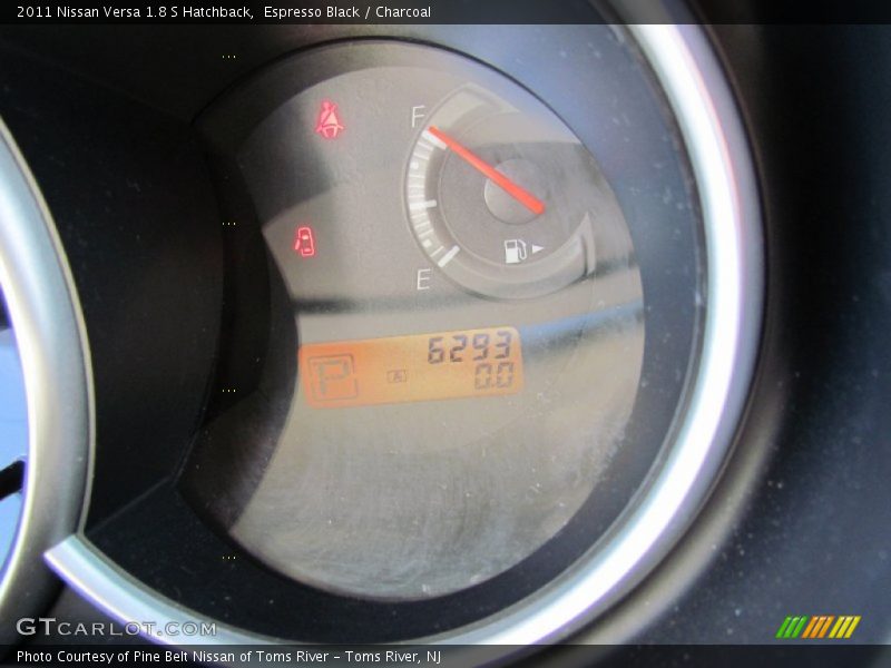 Espresso Black / Charcoal 2011 Nissan Versa 1.8 S Hatchback