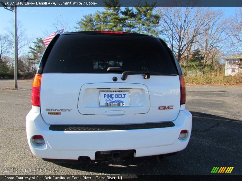 Summit White / Ebony 2007 GMC Envoy Denali 4x4