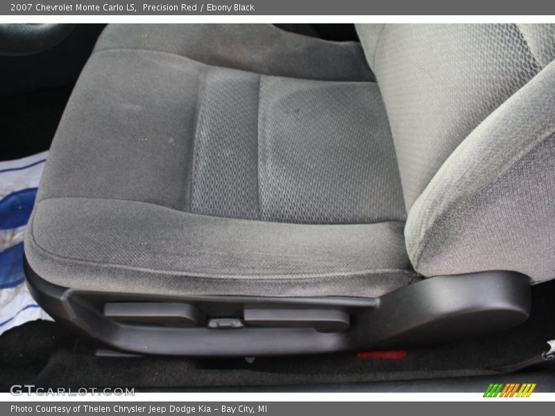 Precision Red / Ebony Black 2007 Chevrolet Monte Carlo LS