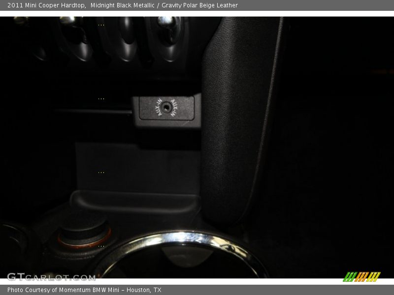 Midnight Black Metallic / Gravity Polar Beige Leather 2011 Mini Cooper Hardtop
