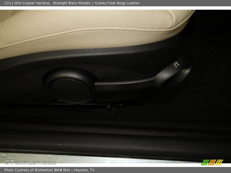 Midnight Black Metallic / Gravity Polar Beige Leather 2011 Mini Cooper Hardtop