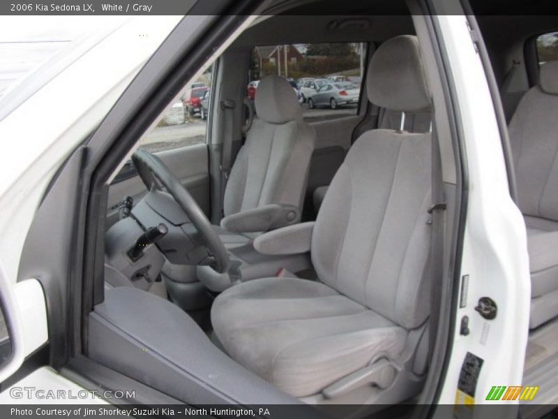 White / Gray 2006 Kia Sedona LX