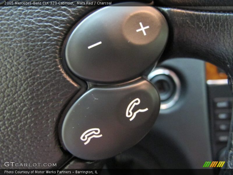 Controls of 2005 CLK 320 Cabriolet