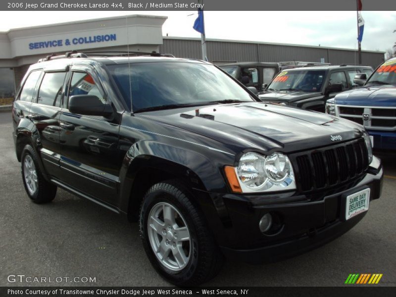 Black / Medium Slate Gray 2006 Jeep Grand Cherokee Laredo 4x4