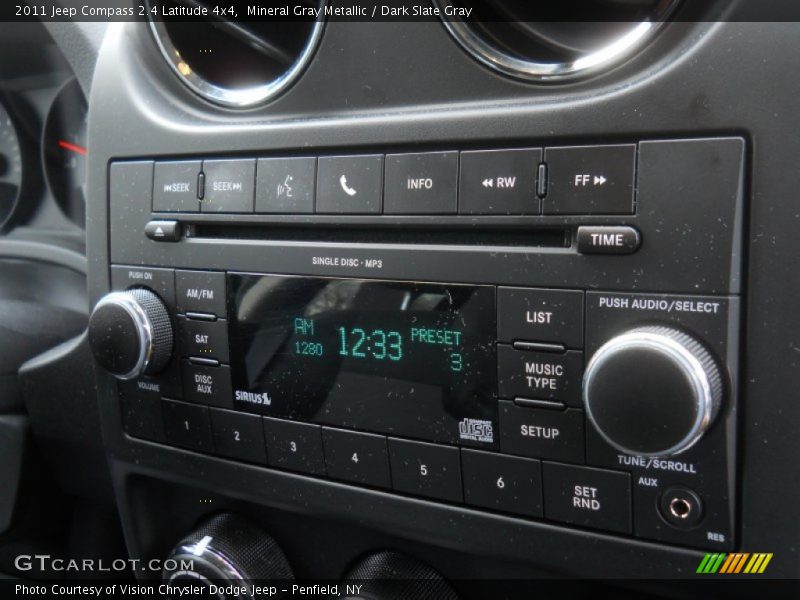 Mineral Gray Metallic / Dark Slate Gray 2011 Jeep Compass 2.4 Latitude 4x4