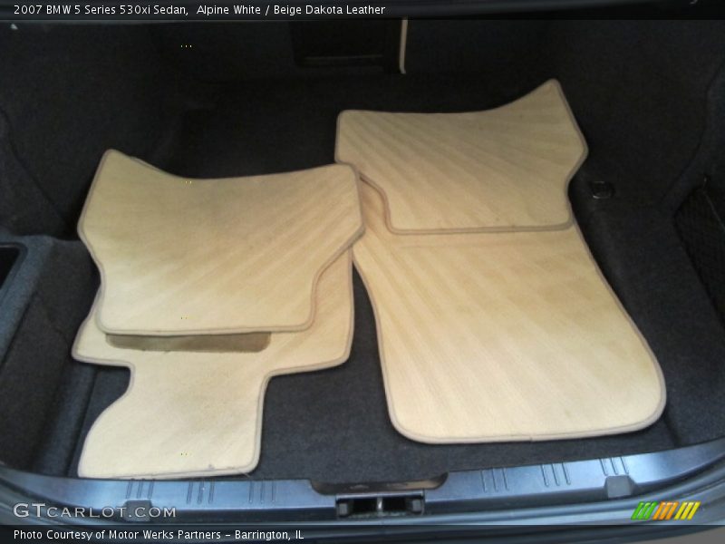 Alpine White / Beige Dakota Leather 2007 BMW 5 Series 530xi Sedan
