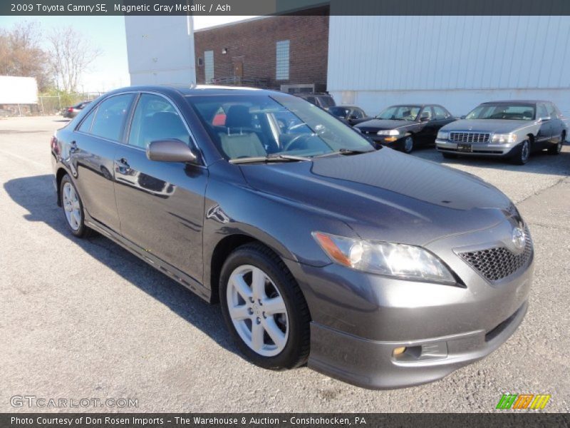 Magnetic Gray Metallic / Ash 2009 Toyota Camry SE