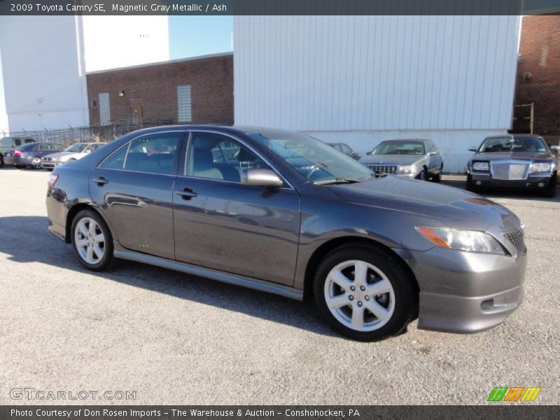 Magnetic Gray Metallic / Ash 2009 Toyota Camry SE