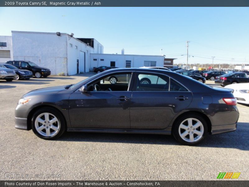 Magnetic Gray Metallic / Ash 2009 Toyota Camry SE