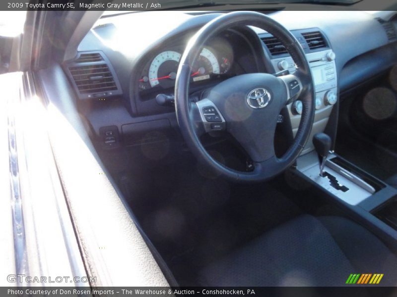 Magnetic Gray Metallic / Ash 2009 Toyota Camry SE