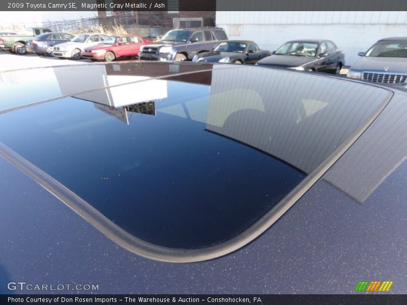 Magnetic Gray Metallic / Ash 2009 Toyota Camry SE