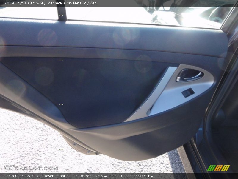 Magnetic Gray Metallic / Ash 2009 Toyota Camry SE