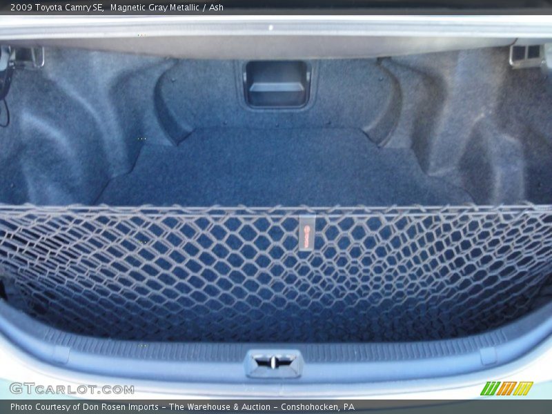 Magnetic Gray Metallic / Ash 2009 Toyota Camry SE