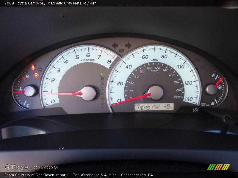 Magnetic Gray Metallic / Ash 2009 Toyota Camry SE