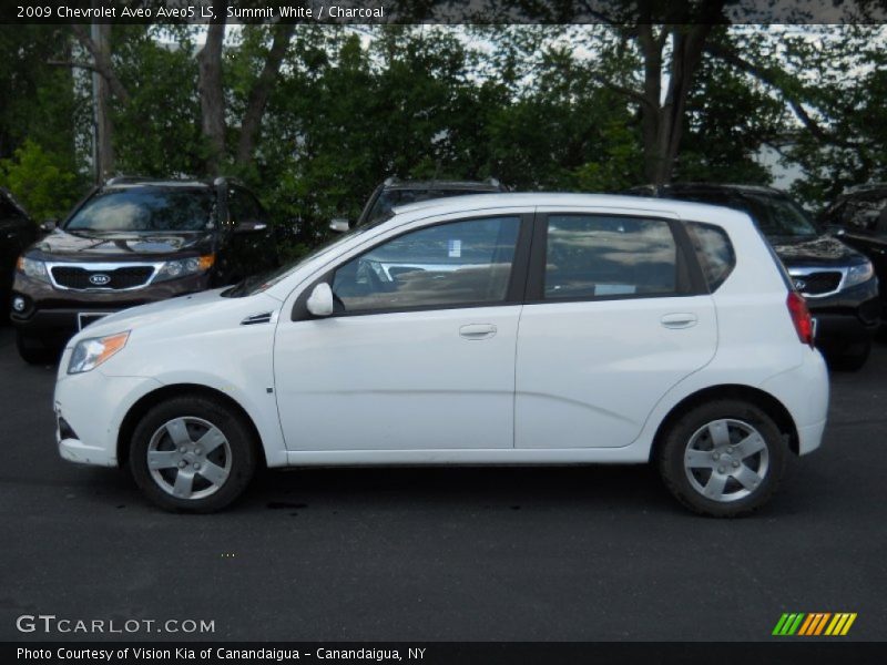 Summit White / Charcoal 2009 Chevrolet Aveo Aveo5 LS