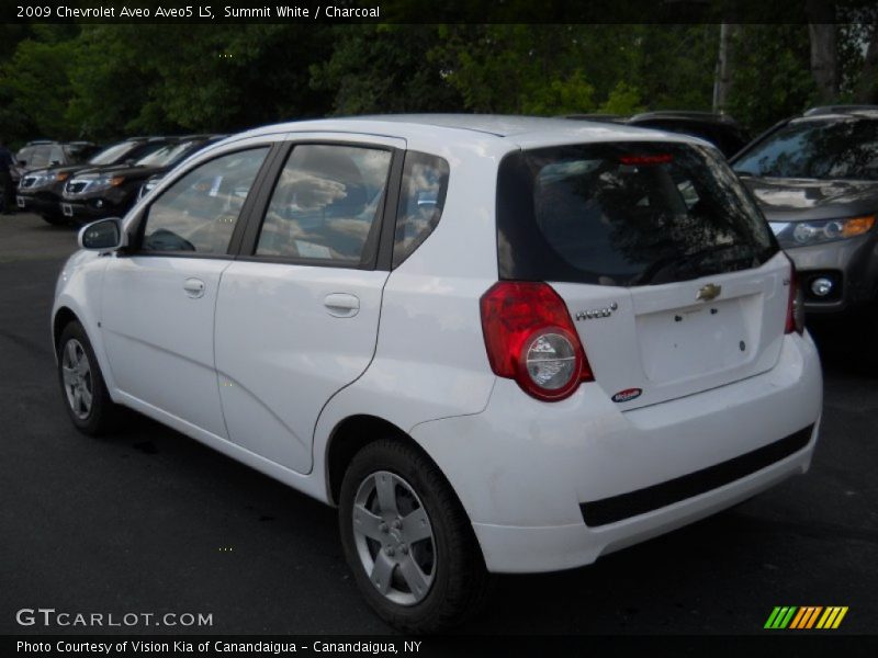 Summit White / Charcoal 2009 Chevrolet Aveo Aveo5 LS