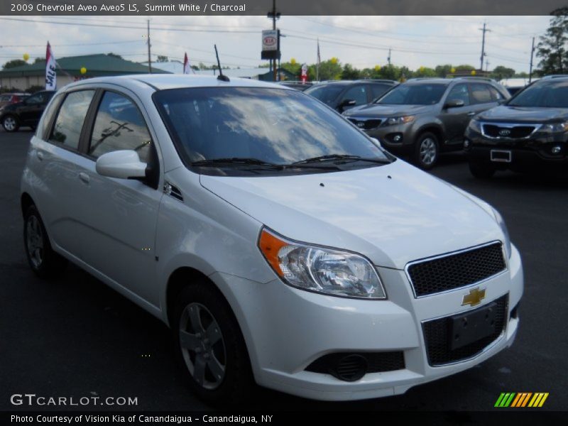 Summit White / Charcoal 2009 Chevrolet Aveo Aveo5 LS