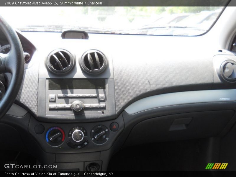 Summit White / Charcoal 2009 Chevrolet Aveo Aveo5 LS