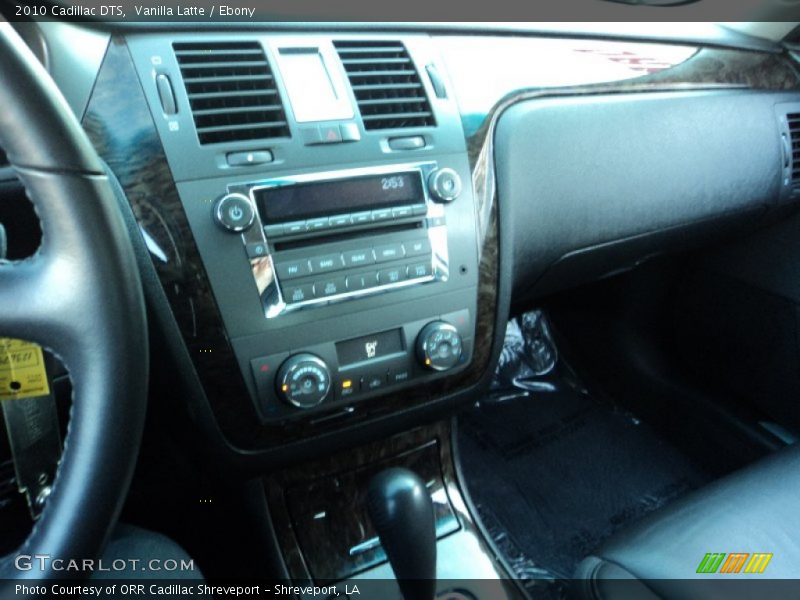 Vanilla Latte / Ebony 2010 Cadillac DTS
