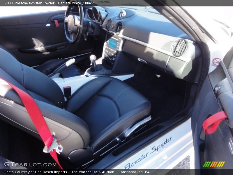 Carrara White / Black 2011 Porsche Boxster Spyder